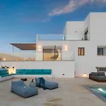 Villa Tholaria